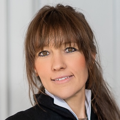 Claudia  Koschtial